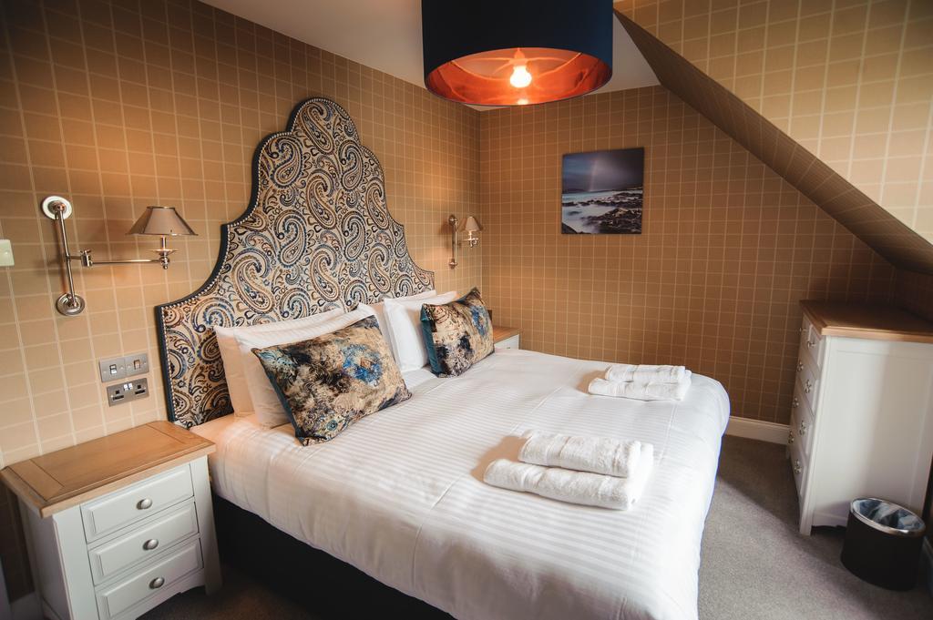 Kirklea Island Suites Tarbert  Ngoại thất bức ảnh